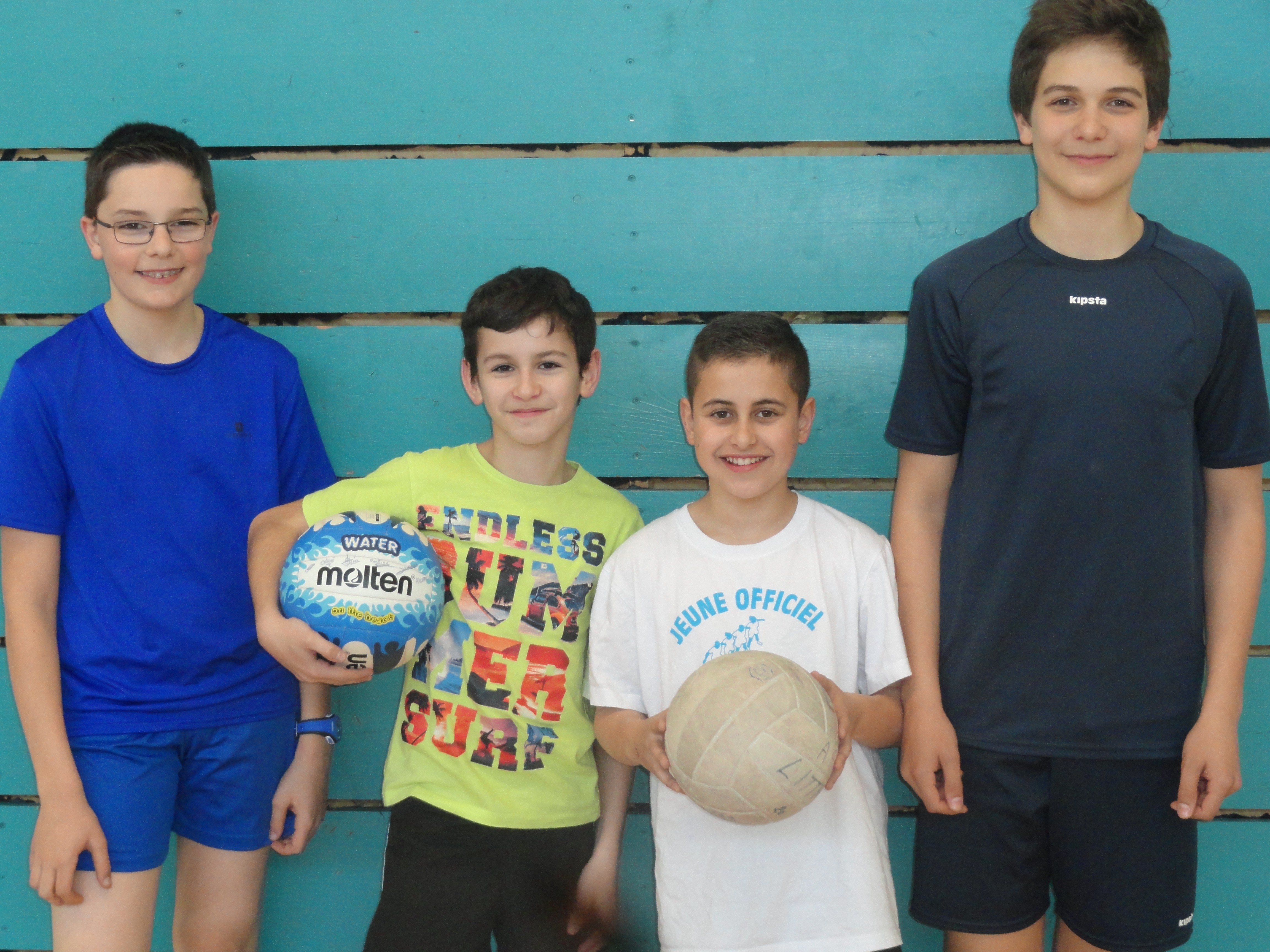 L'équipe de benjamins Quentin Aristide Mael Armand, il manque Nathan, champions départementaux et 4ème au championnat d'académie