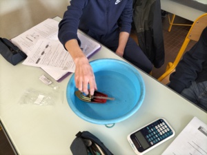 Le bateau "pop-pop" Le bateau "pop-pop"