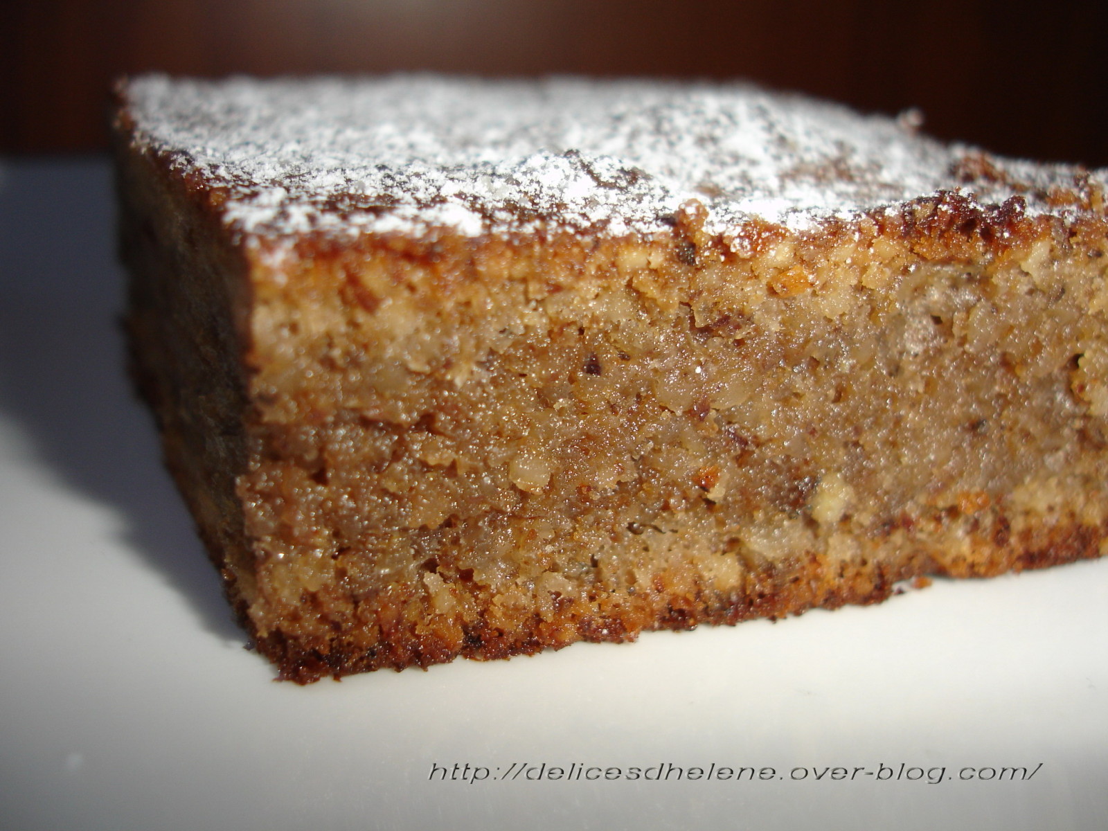 Gateau fondant aux noix du Berry