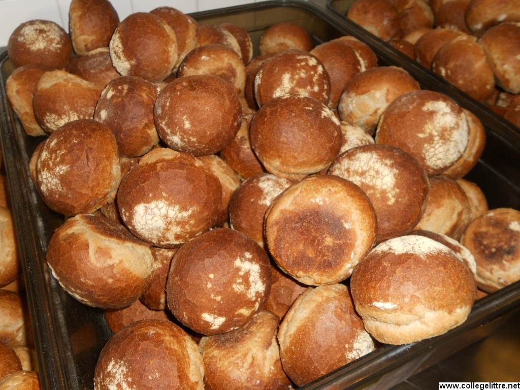 Boule de pain de campagne conventionnelle Boule de pain de campagne conventionnelle